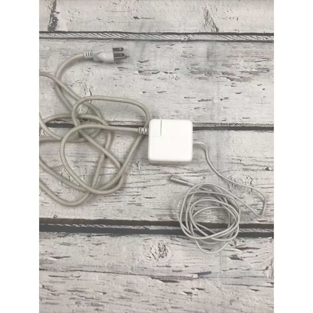 Genuine OEM‎ Apple A1374 45W Magsafe Power Adapter Good Shape Working